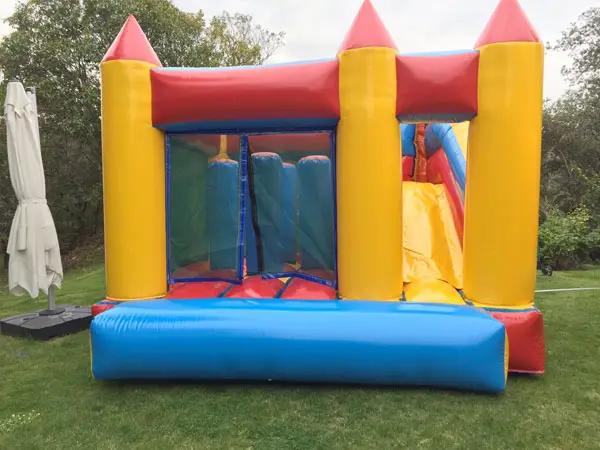 CASTILLO HINCHABLE SUPER XXL AMARILLO, hinchable en alquiler