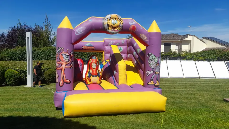 CASTILLO HINCHABLE MARCIANOS MEDIANO, hinchable en alquiler