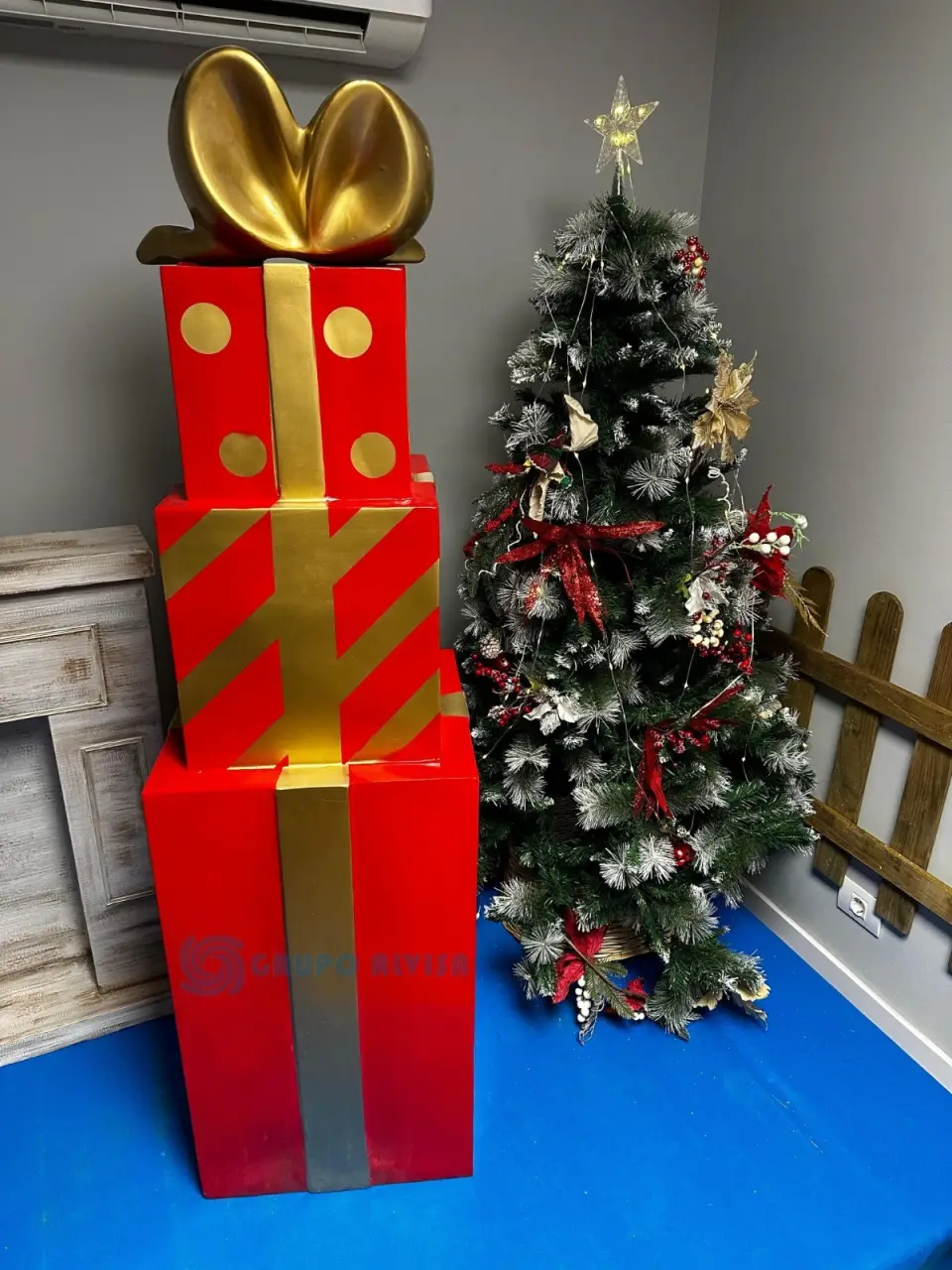 ATREZZO CAJAS REGALO NAVIDAD PREMIUM FIBRA VIDRIO (1), hinchable en alquiler