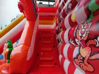 CASTILLO HINCHABLE ESPECIAL CIRCUS